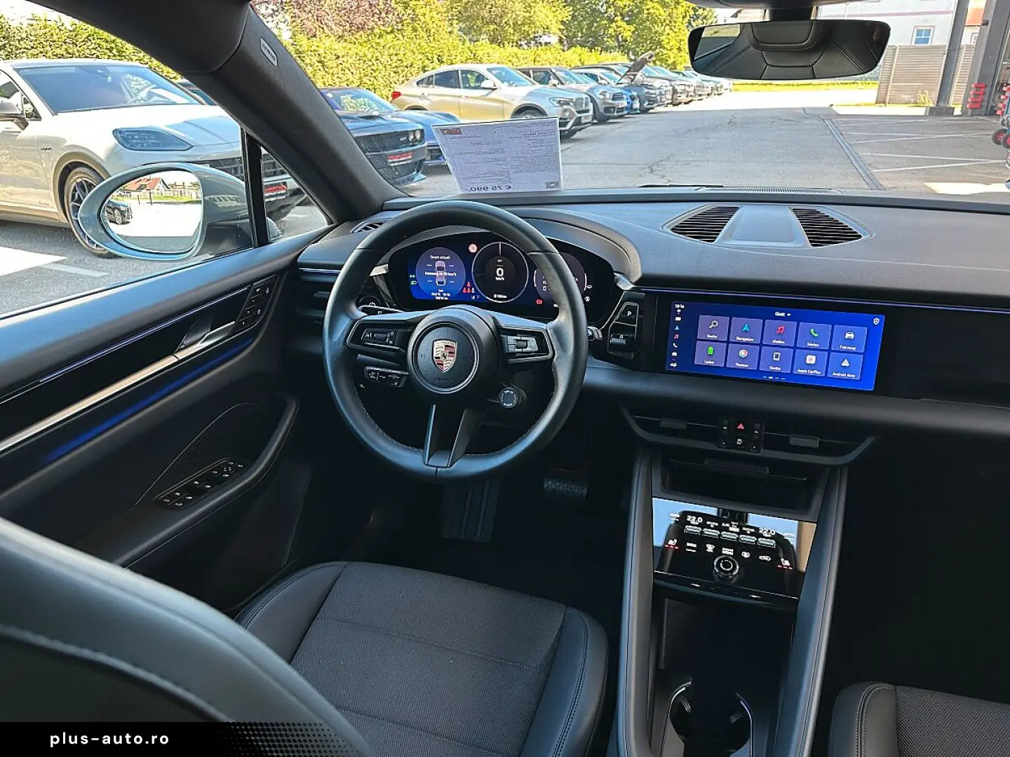 PORSCHE Macan 4 Electric   Pano   AHK   Luft   21
