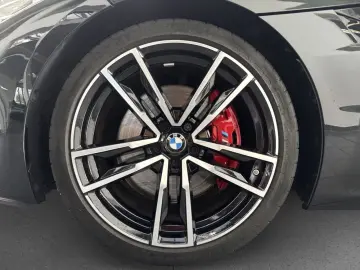 BMW Z4 sD30i M Sport LiCoProf AdLED RFK Temp HUD SHZ
