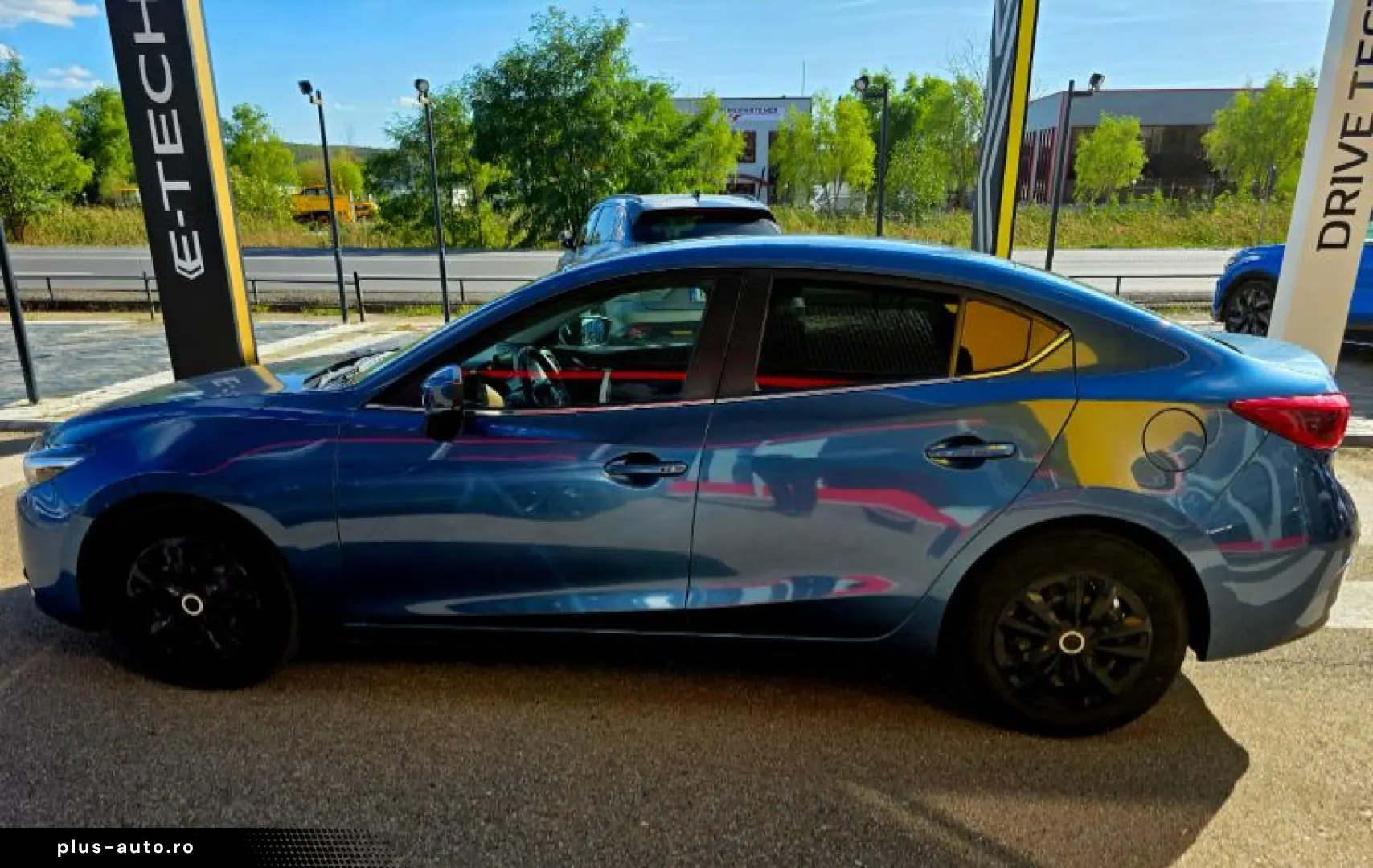 MAZDA MAZDA3 2.0 G120 Revolution