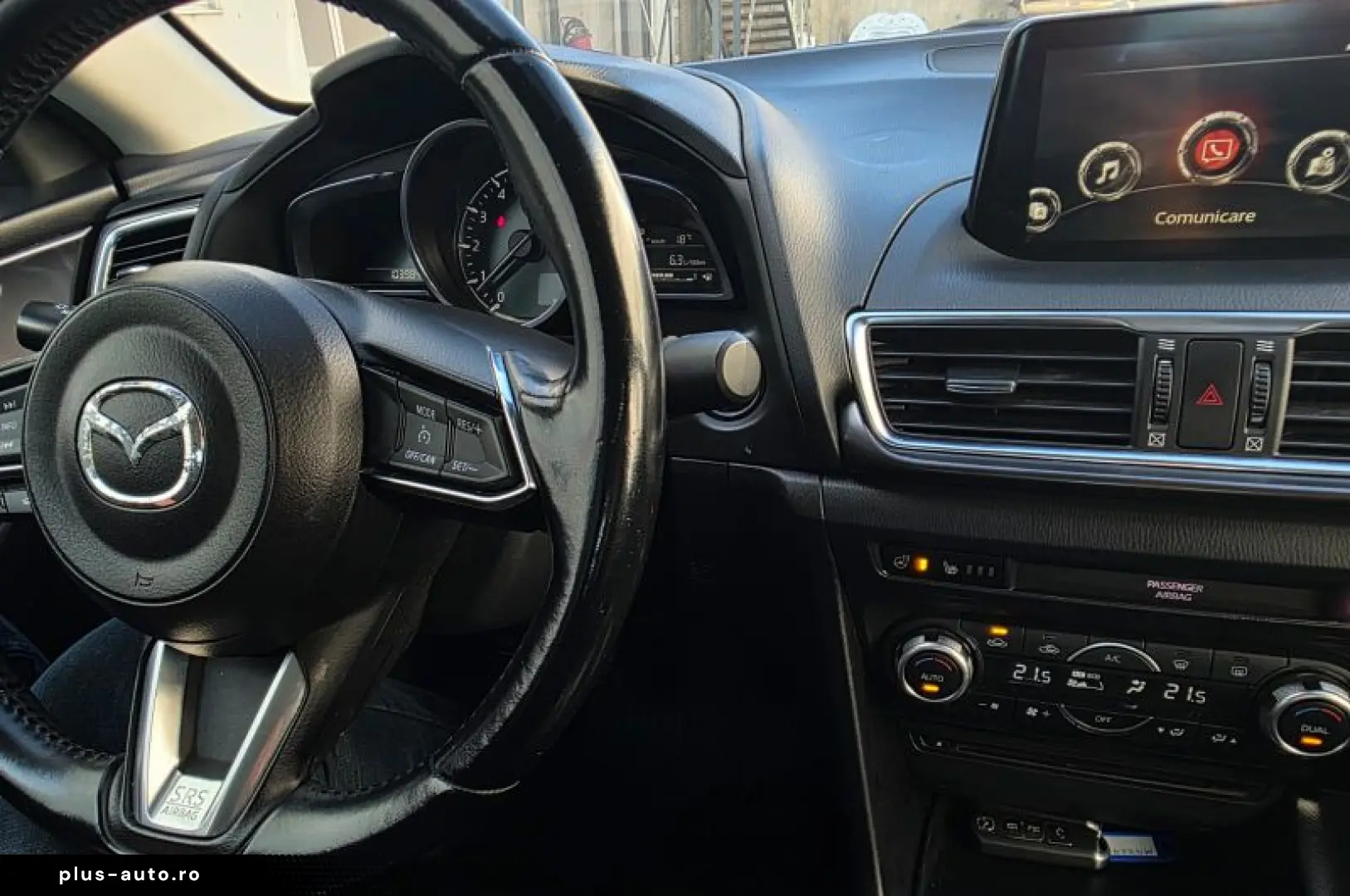 MAZDA MAZDA3 2.0 G120 Revolution