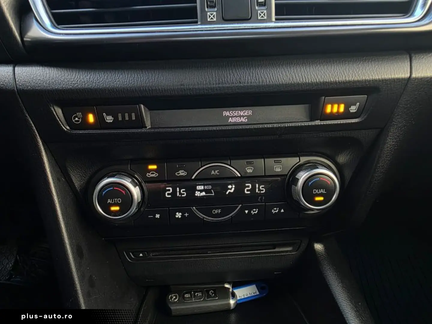 MAZDA MAZDA3 2.0 G120 Revolution