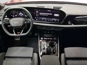 AUDI A5 Limousine TFSI S-Line AHK