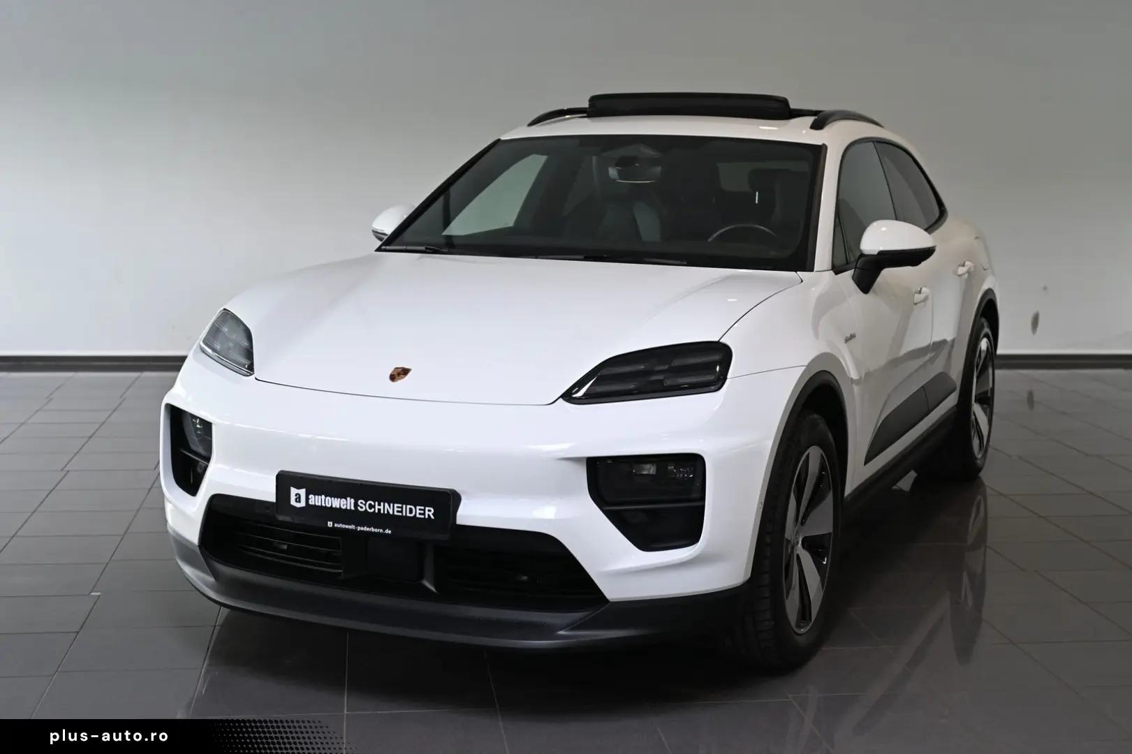 PORSCHE Macan 4 Panorama ACC AirSusp Bose 360