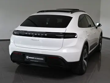 PORSCHE Macan 4 Panorama ACC AirSusp Bose 360