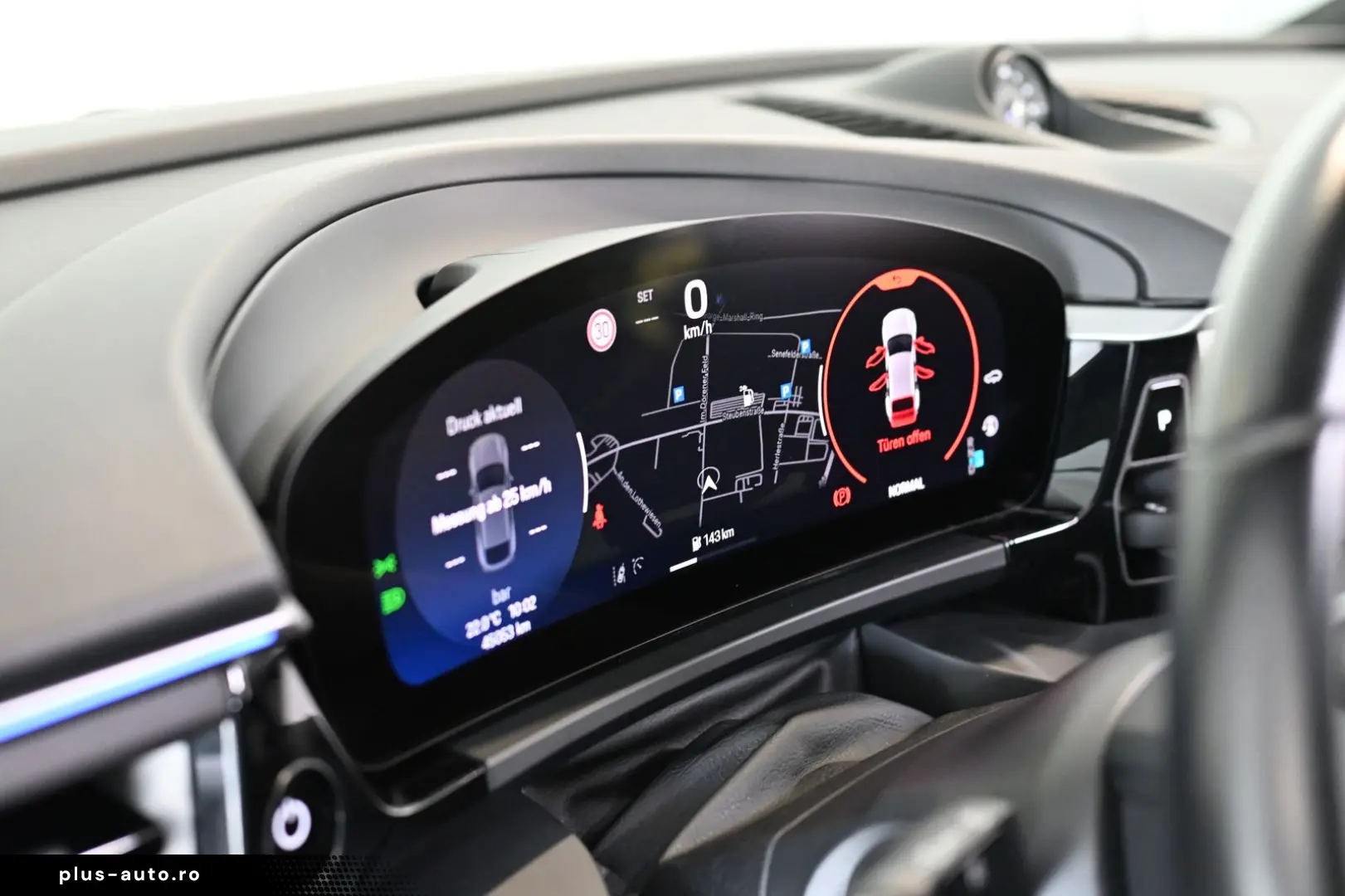 PORSCHE Macan 4 Panorama ACC AirSusp Bose 360