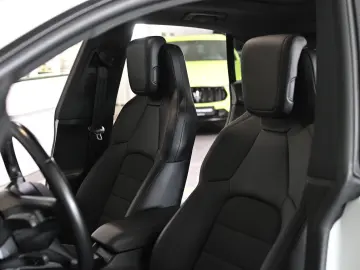 PORSCHE Macan 4 Panorama ACC AirSusp Bose 360