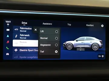 PORSCHE Macan 4 Panorama ACC AirSusp Bose 360