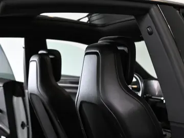 PORSCHE Macan 4 Panorama ACC AirSusp Bose 360