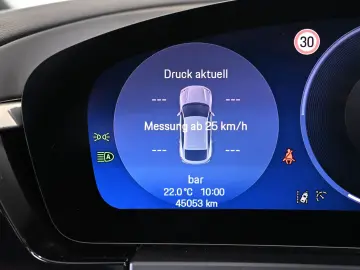 PORSCHE Macan 4 Panorama ACC AirSusp Bose 360
