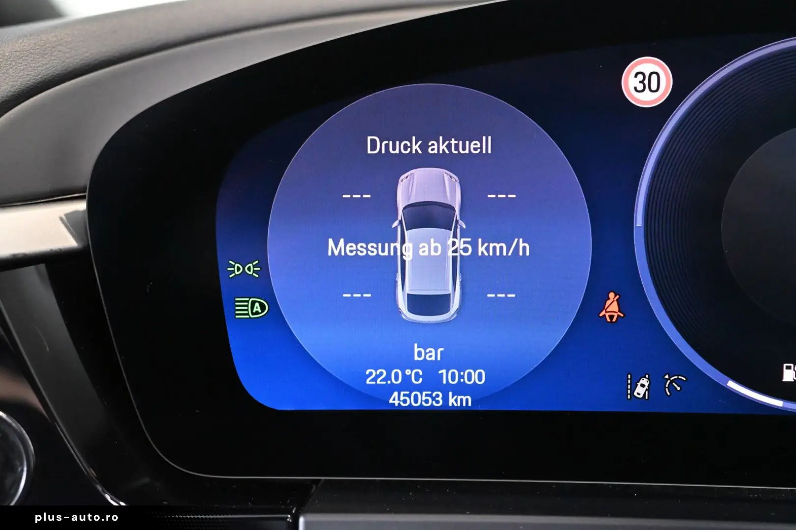 PORSCHE Macan 4 Panorama ACC AirSusp Bose 360