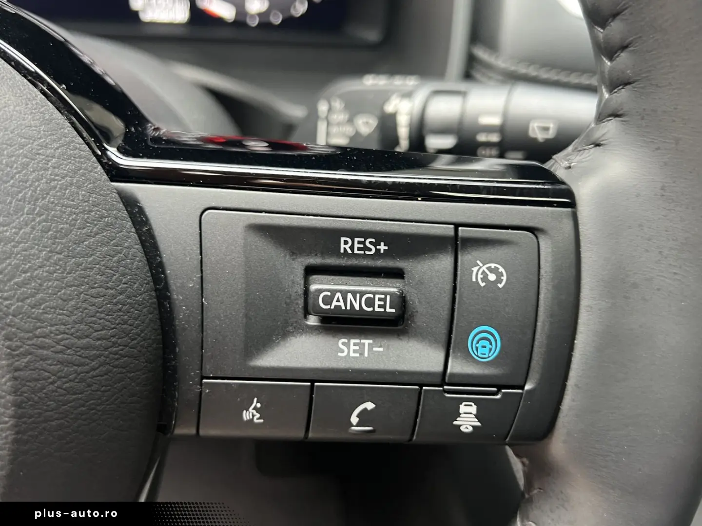 NISSAN X-Trail e-Power e-4orce Tekna
