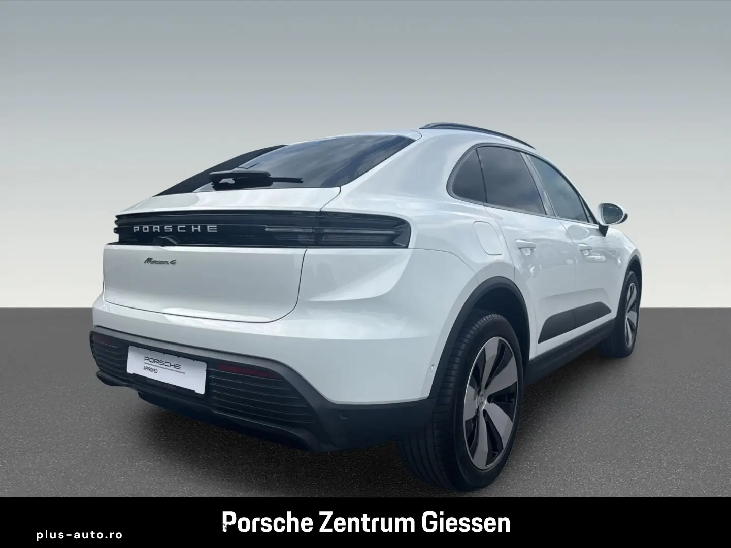PORSCHE Macan 4 Head-Up Surround-View 360