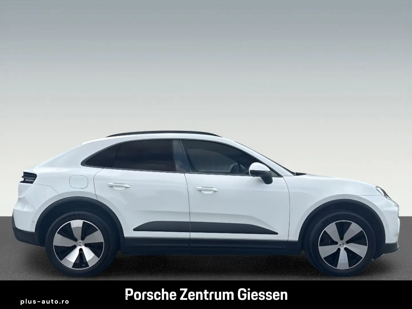 PORSCHE Macan 4 Head-Up Surround-View 360