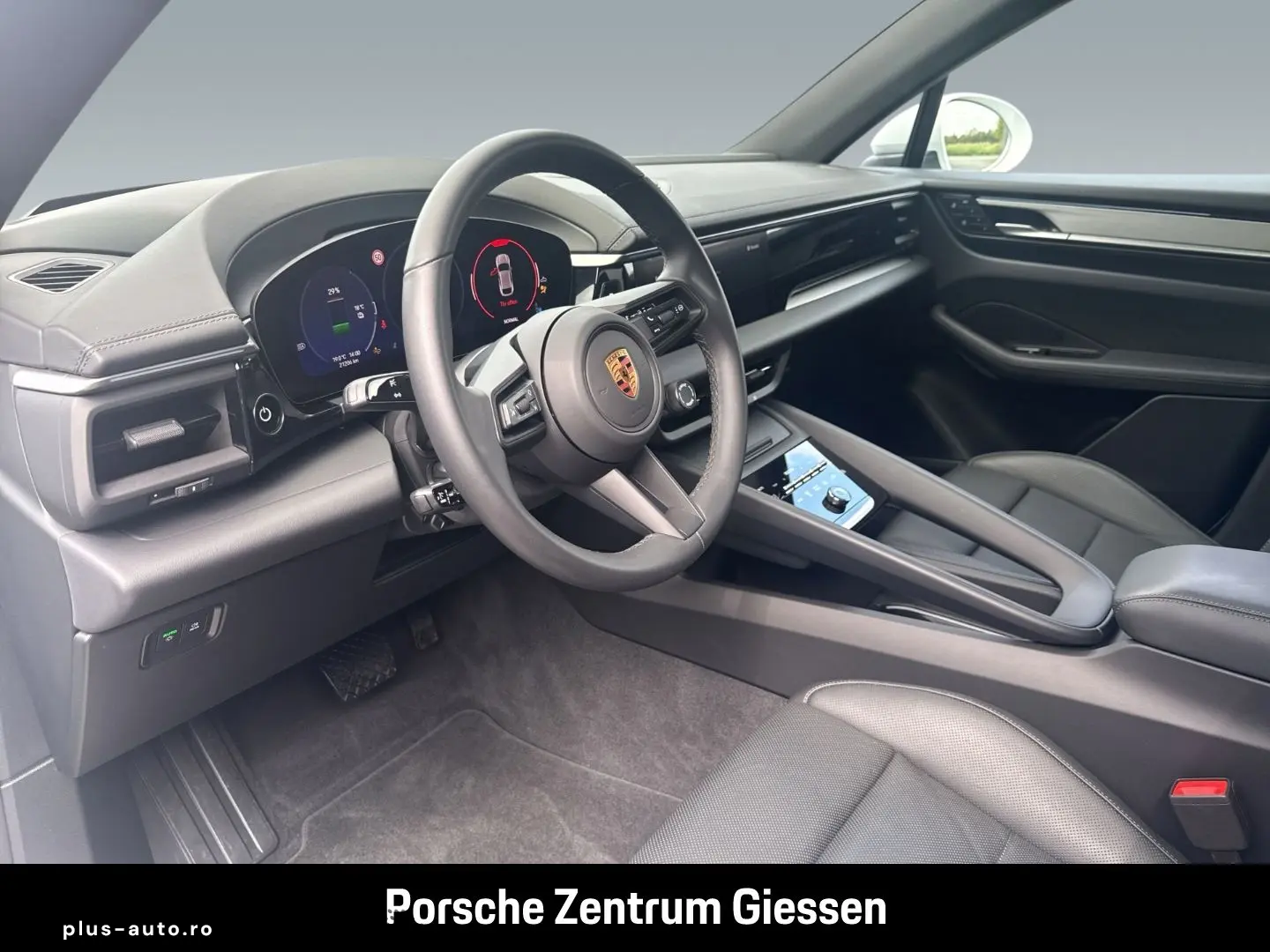 PORSCHE Macan 4 Head-Up Surround-View 360