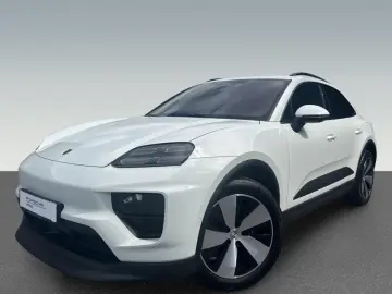 PORSCHE Macan 4 Head-Up Surround-View 360