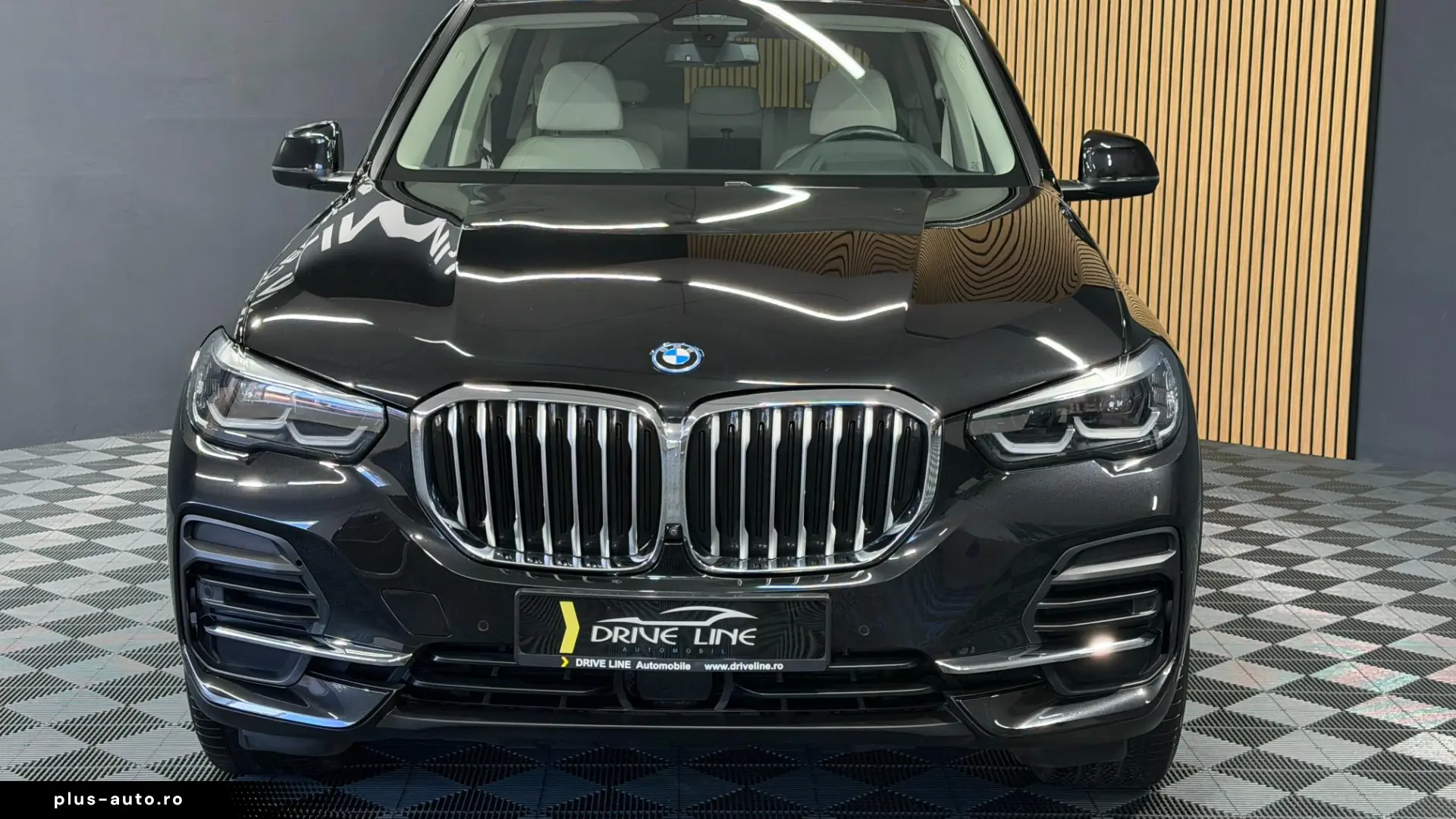 BMW X5_3.0 XDRIVE45E 4WD