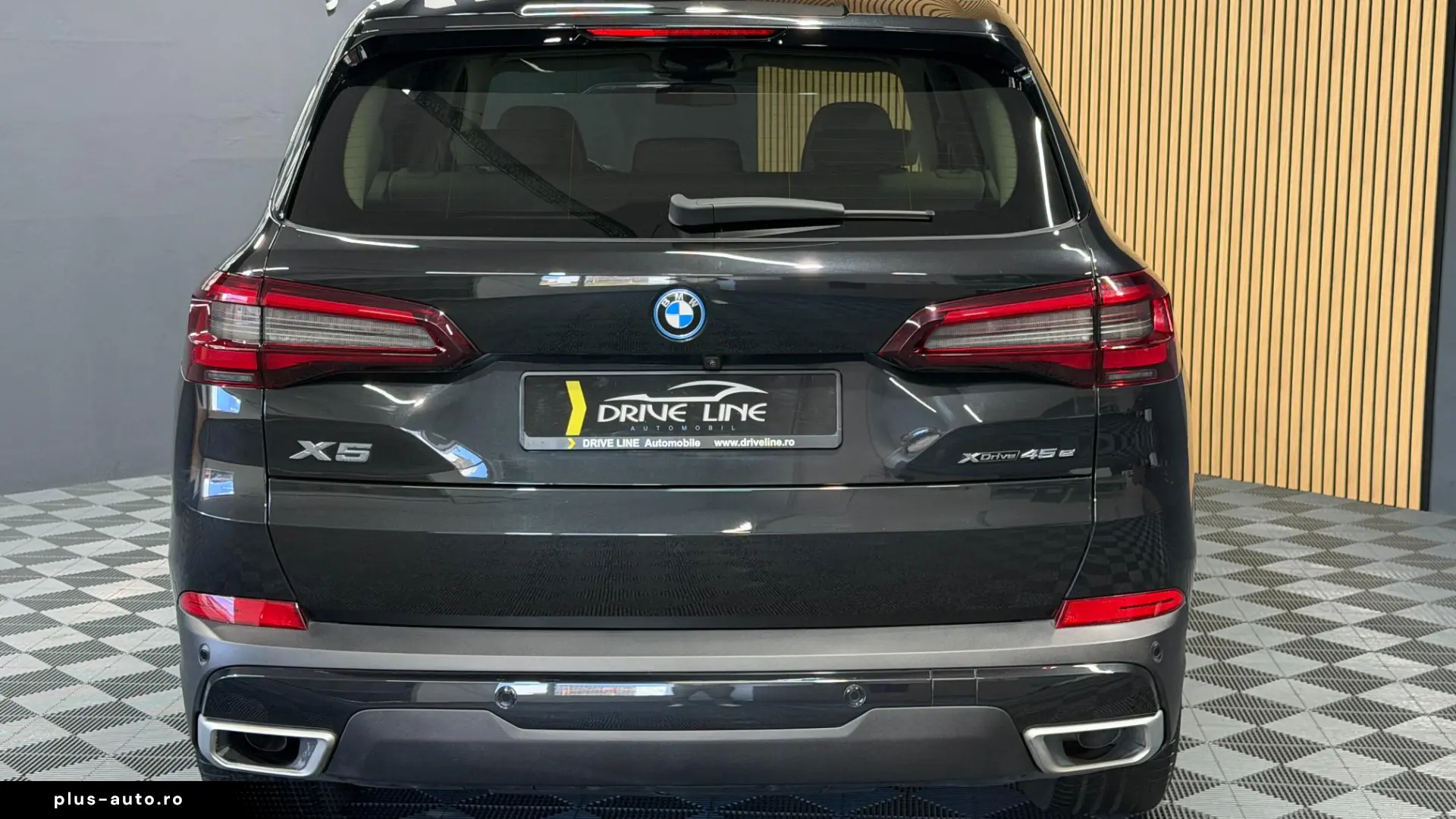 BMW X5_3.0 XDRIVE45E 4WD