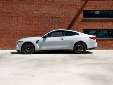 BMW M4 Coupe M xDrive Competition Facelift HK Adapt.