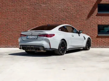 BMW M4 Coupe M xDrive Competition Facelift HK Adapt.