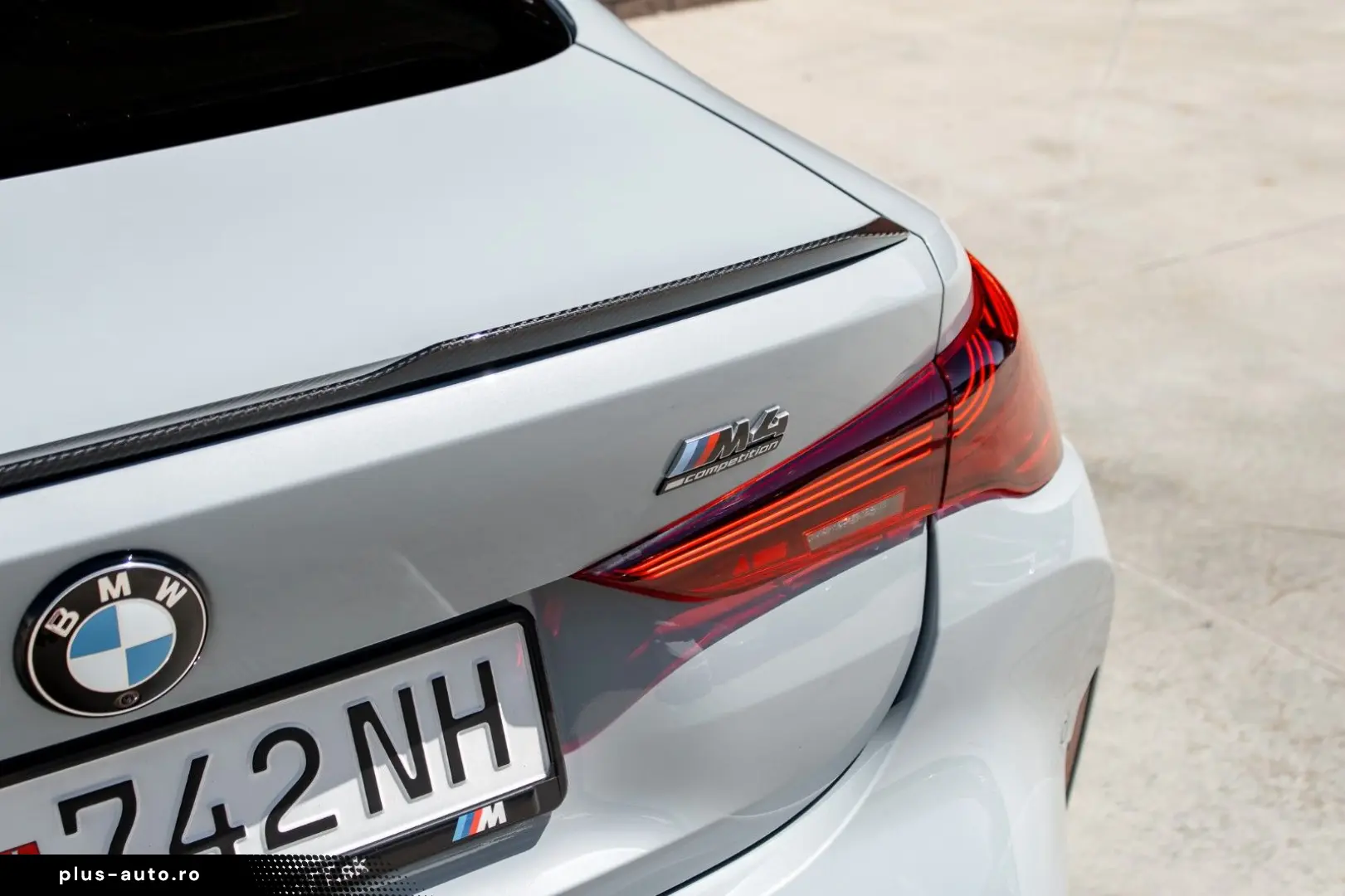 BMW M4 Coupe M xDrive Competition Facelift HK Adapt.