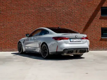 BMW M4 Coupe M xDrive Competition Facelift HK Adapt.