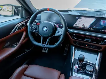 BMW M4 Coupe M xDrive Competition Facelift HK Adapt.