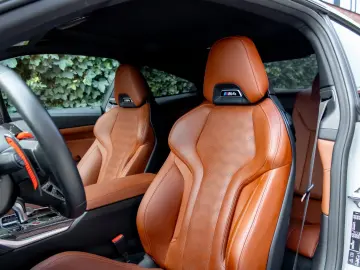 BMW M4 Coupe M xDrive Competition Facelift HK Adapt.
