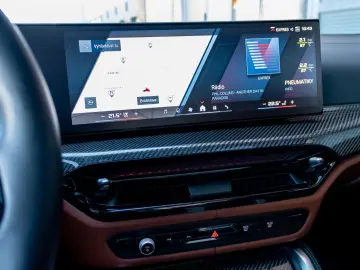 BMW M4 Coupe M xDrive Competition Facelift HK Adapt.