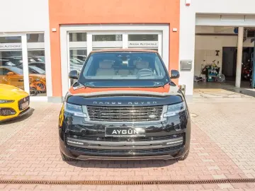 Land Rover Range Rover P460e HSE Shadow Pack