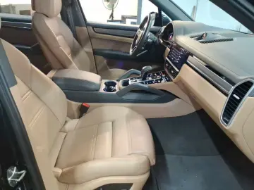 PORSCHE Cayenne E-Hybrid Tipt S Platinum Edition