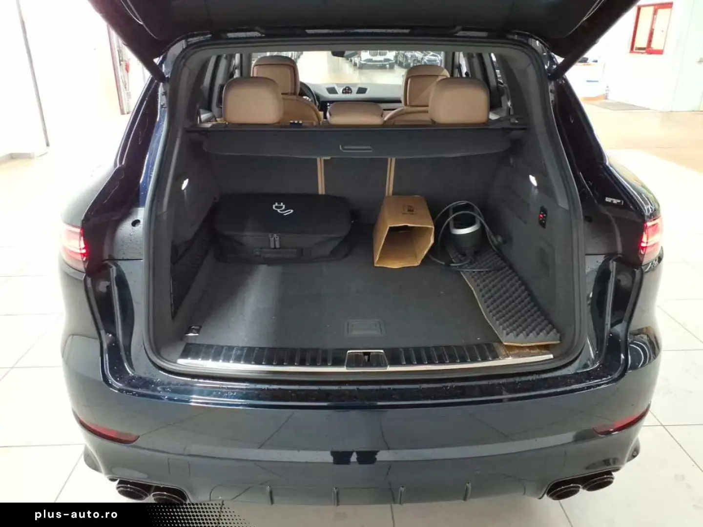 PORSCHE Cayenne E-Hybrid Tipt S Platinum Edition