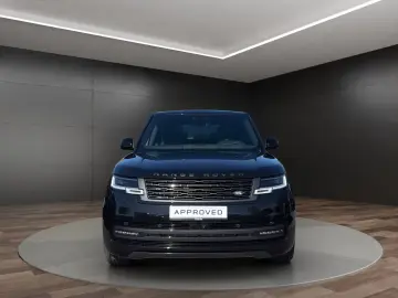 Range Rover P530 Autobiography Rear Seat Entertainment