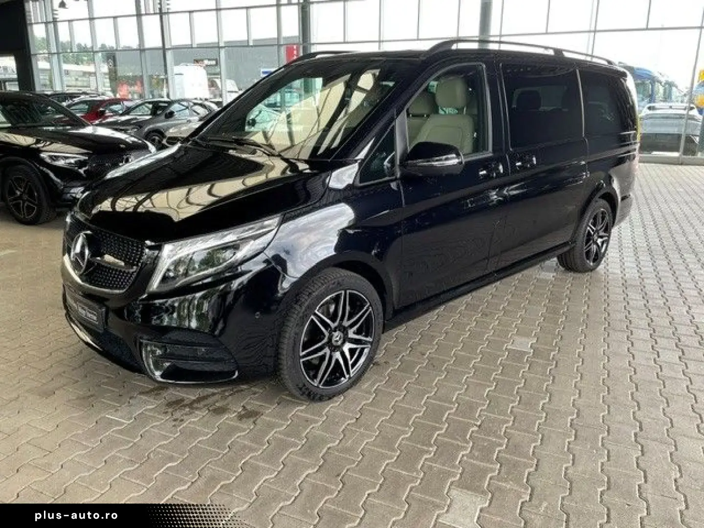 MERCEDES-BENZ V 300 d 4MATIC AMG AIRMATIC MBUX 360  &hellip;