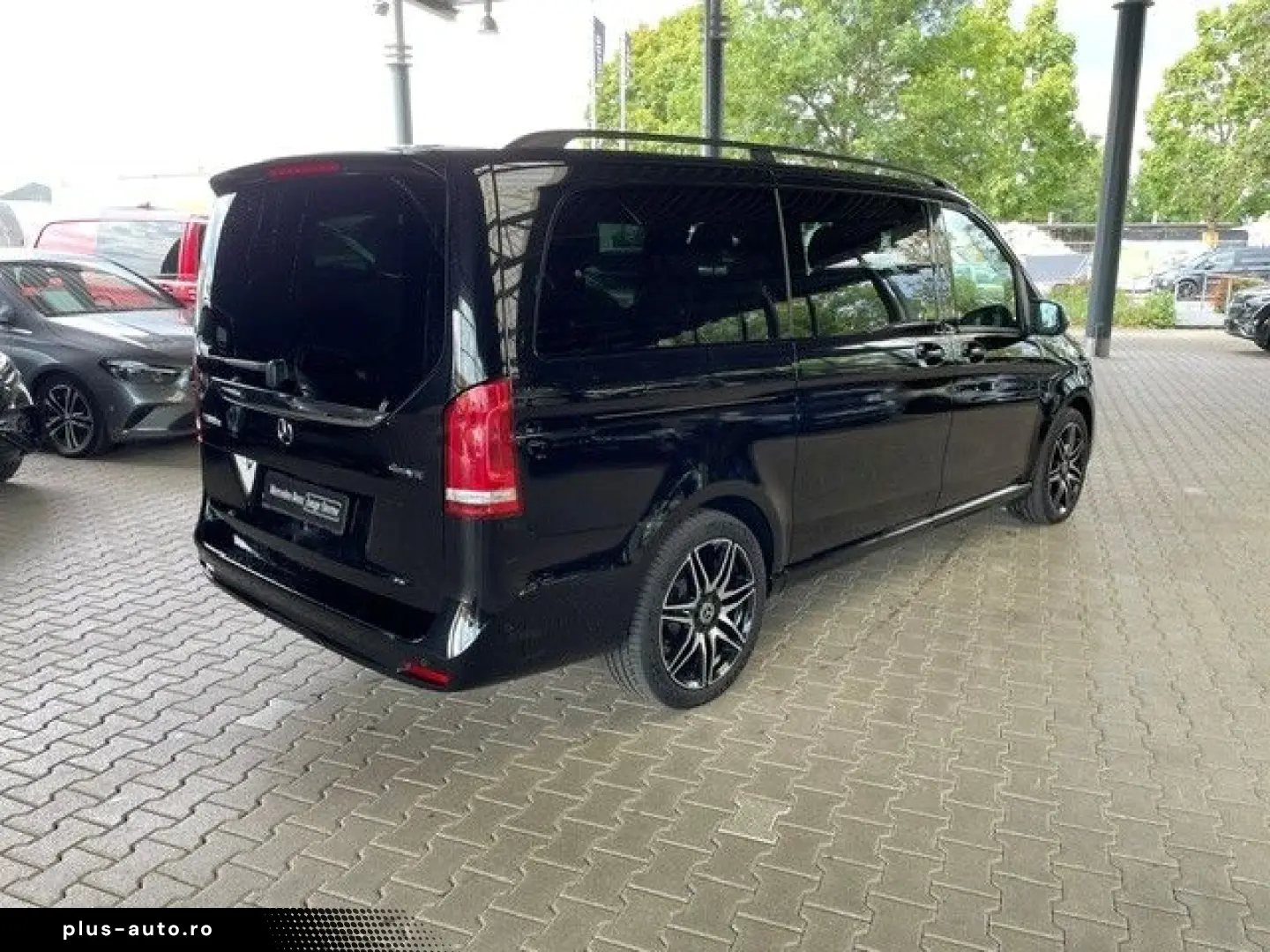 MERCEDES-BENZ V 300 d 4MATIC AMG AIRMATIC MBUX 360  &hellip;