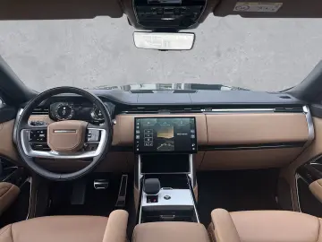 Land Rover Range Rover P550e Autobiography 22