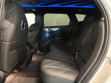 BMW XM 50e_PHEV_MY2026