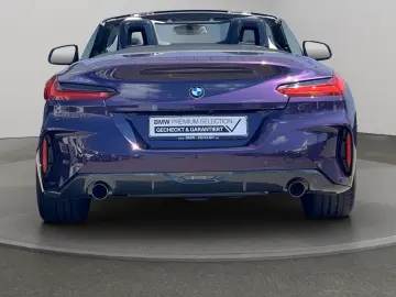 BMW Z4 sDrive20i  6tkm  Automatik