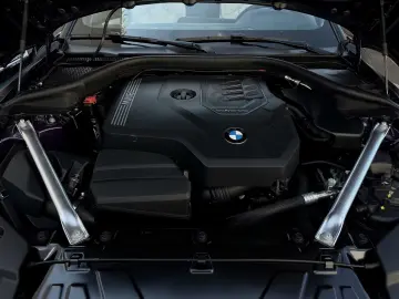 BMW Z4 sDrive20i  6tkm  Automatik