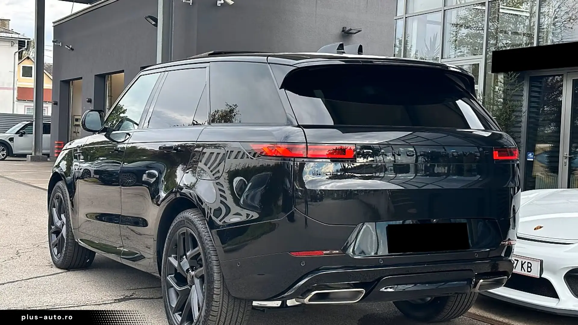 Land Rover Range Rover P460e Dynamic - PHEV - AWD