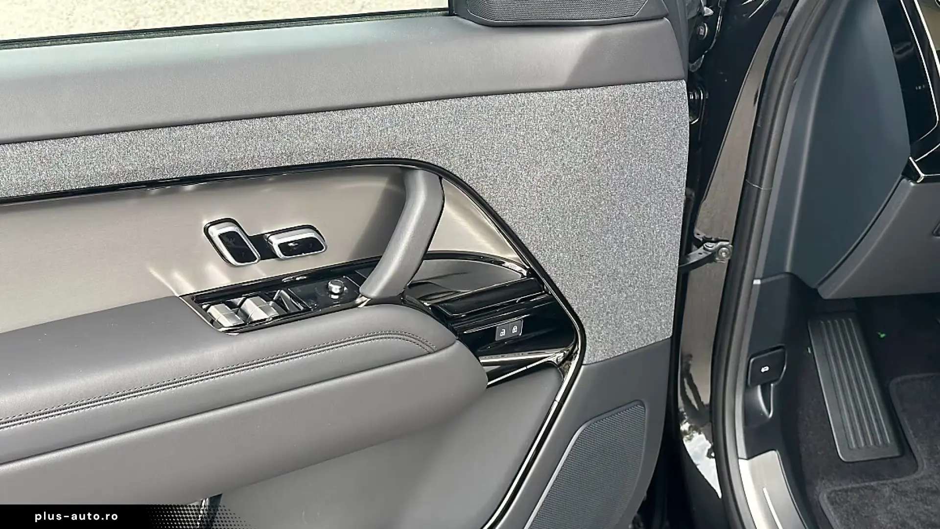 Land Rover Range Rover P460e Dynamic - PHEV - AWD