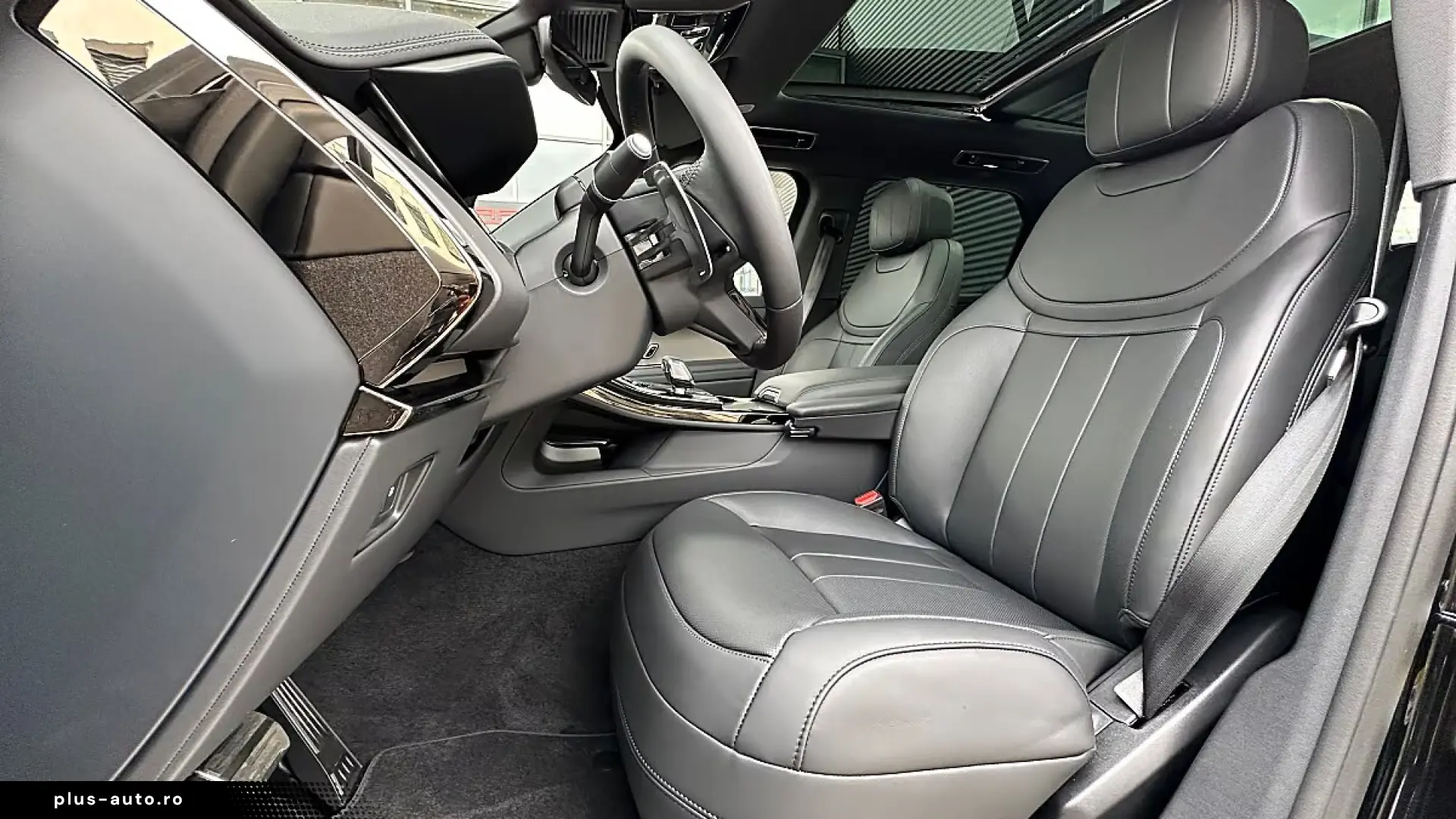 Land Rover Range Rover P460e Dynamic - PHEV - AWD