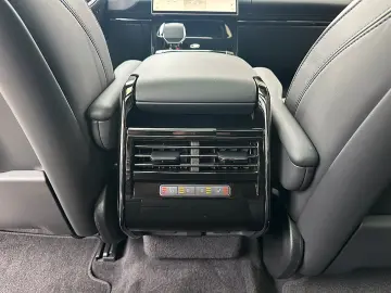 Land Rover Range Rover P460e Dynamic - PHEV - AWD