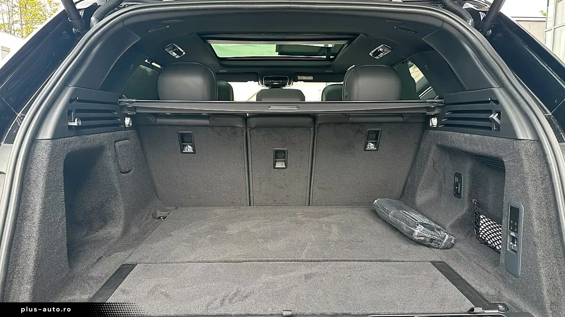 Land Rover Range Rover P460e Dynamic - PHEV - AWD