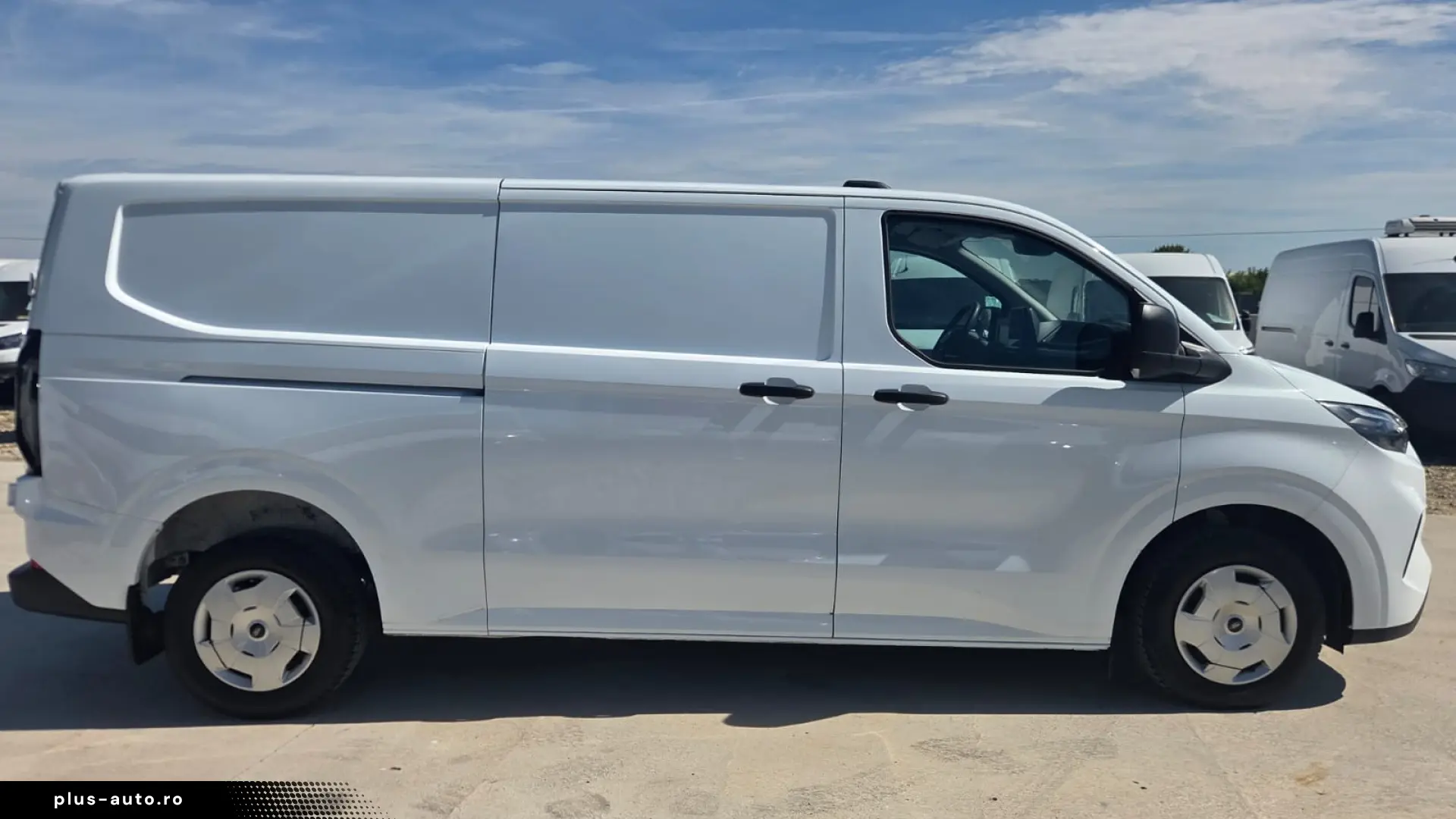 FORD TRANSIT CUSTOM L2H1 PREMIUM EDITION