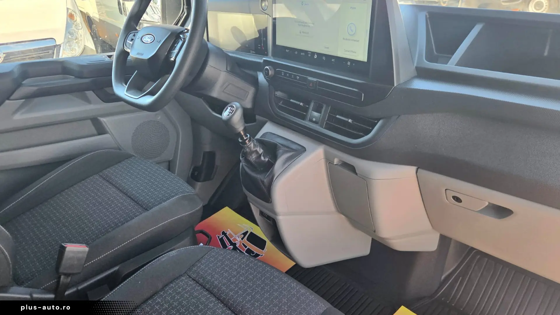 FORD TRANSIT CUSTOM L2H1 PREMIUM EDITION