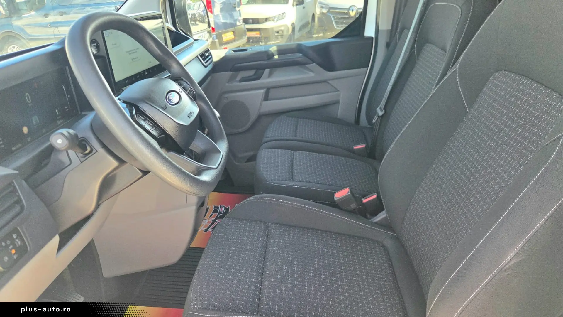 FORD TRANSIT CUSTOM L2H1 PREMIUM EDITION