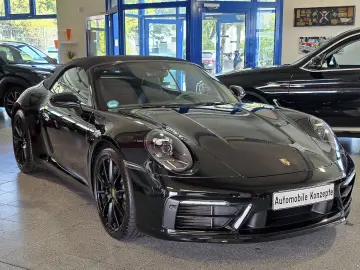PORSCHE 992.1 Carrera Cabrio SportDesign Sportabgas Bose