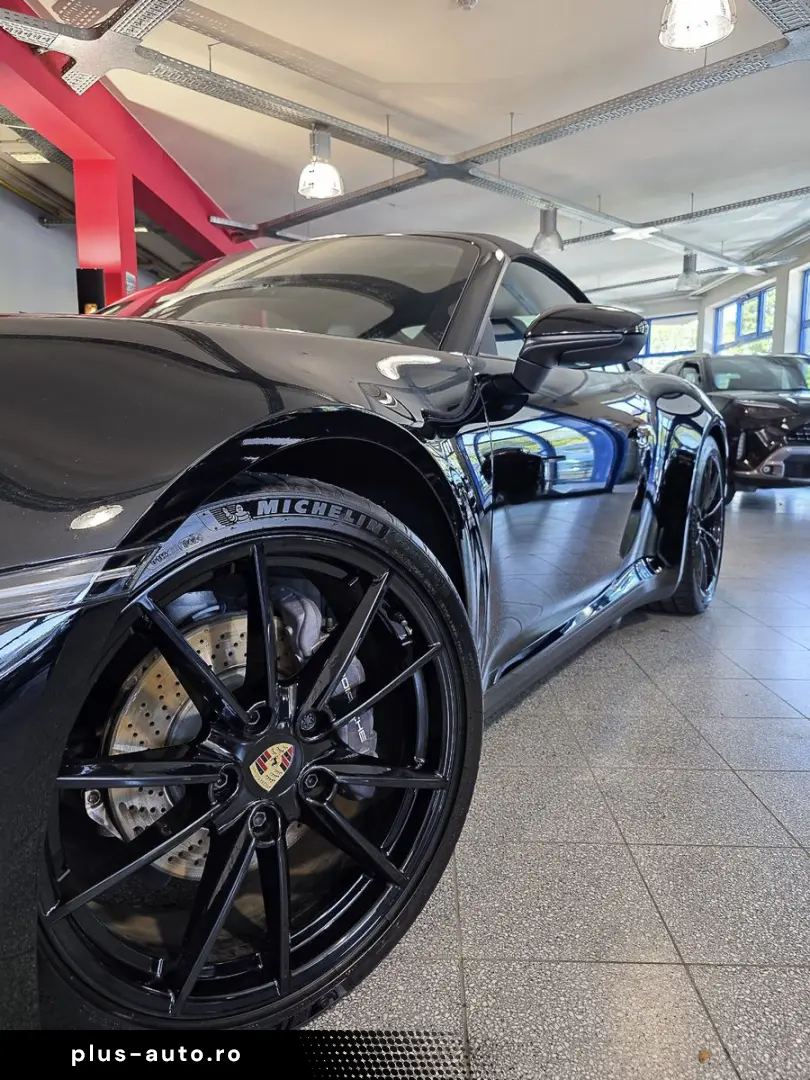 PORSCHE 992.1 Carrera Cabrio SportDesign Sportabgas Bose