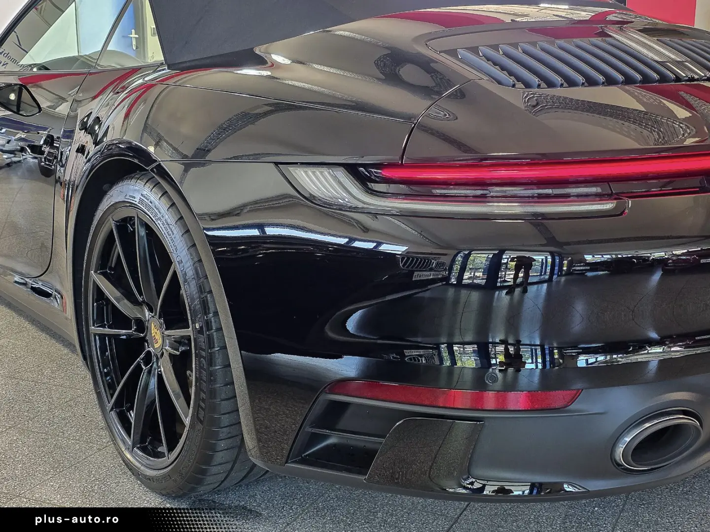 PORSCHE 992.1 Carrera Cabrio SportDesign Sportabgas Bose