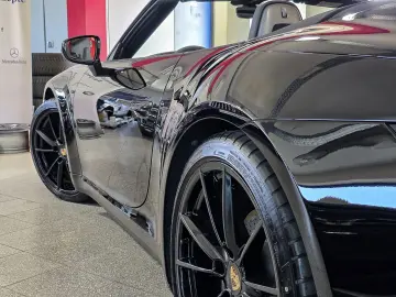 PORSCHE 992.1 Carrera Cabrio SportDesign Sportabgas Bose